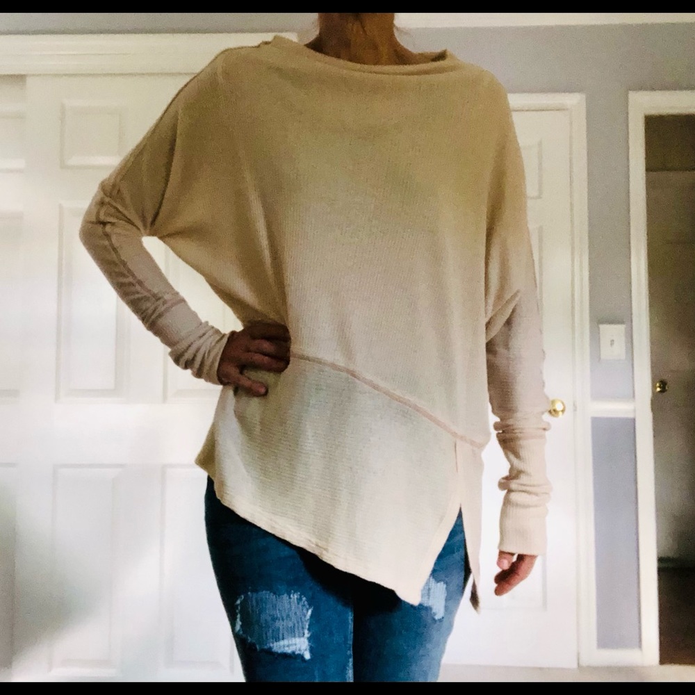 "We the Free/Free People" ribbed, oversized asymmetrical thermal top - size M - Picture 6 of 15